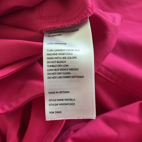 Figs “Shocking Pink” Limited Edition Catarina Scrub Top Size: L - Picture 3 of 9